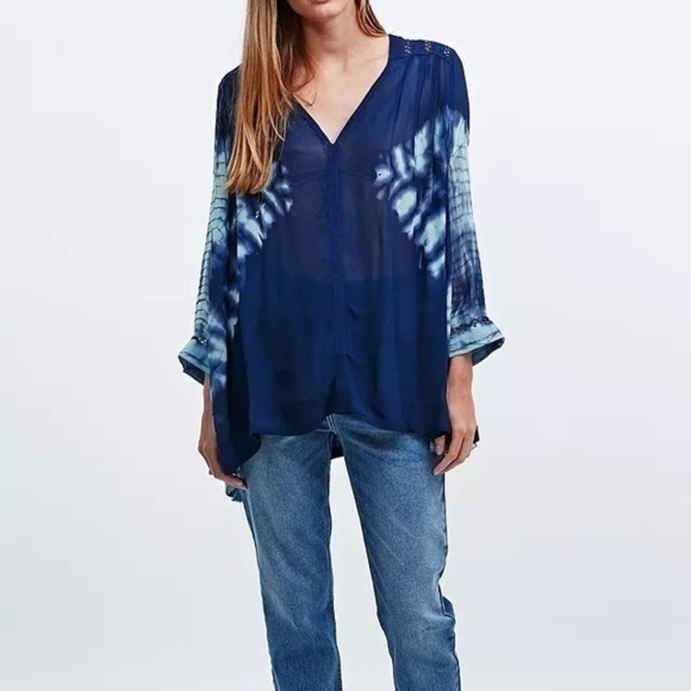 Free People tie dye‎ me down Flowy blue oversized top xs
